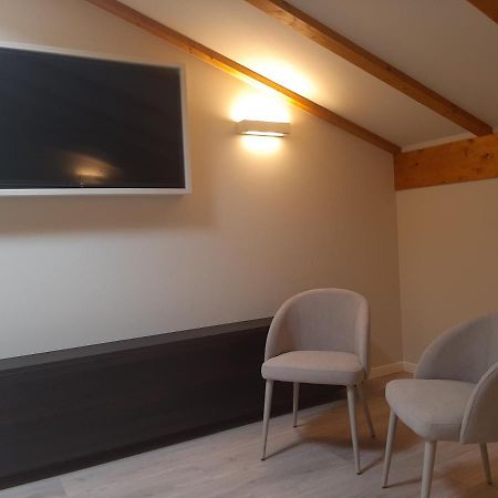 Al-Colle Bed & Breakfast Sotto il Monte Bagian luar foto