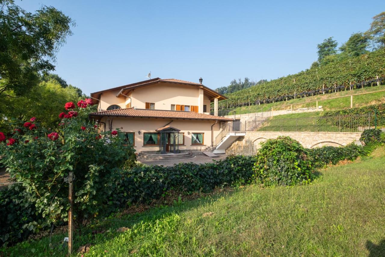 Al-Colle Bed & Breakfast Sotto il Monte Bagian luar foto