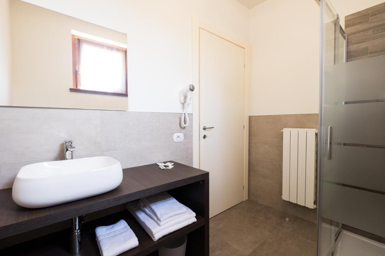 Al-Colle Bed & Breakfast Sotto il Monte Bagian luar foto