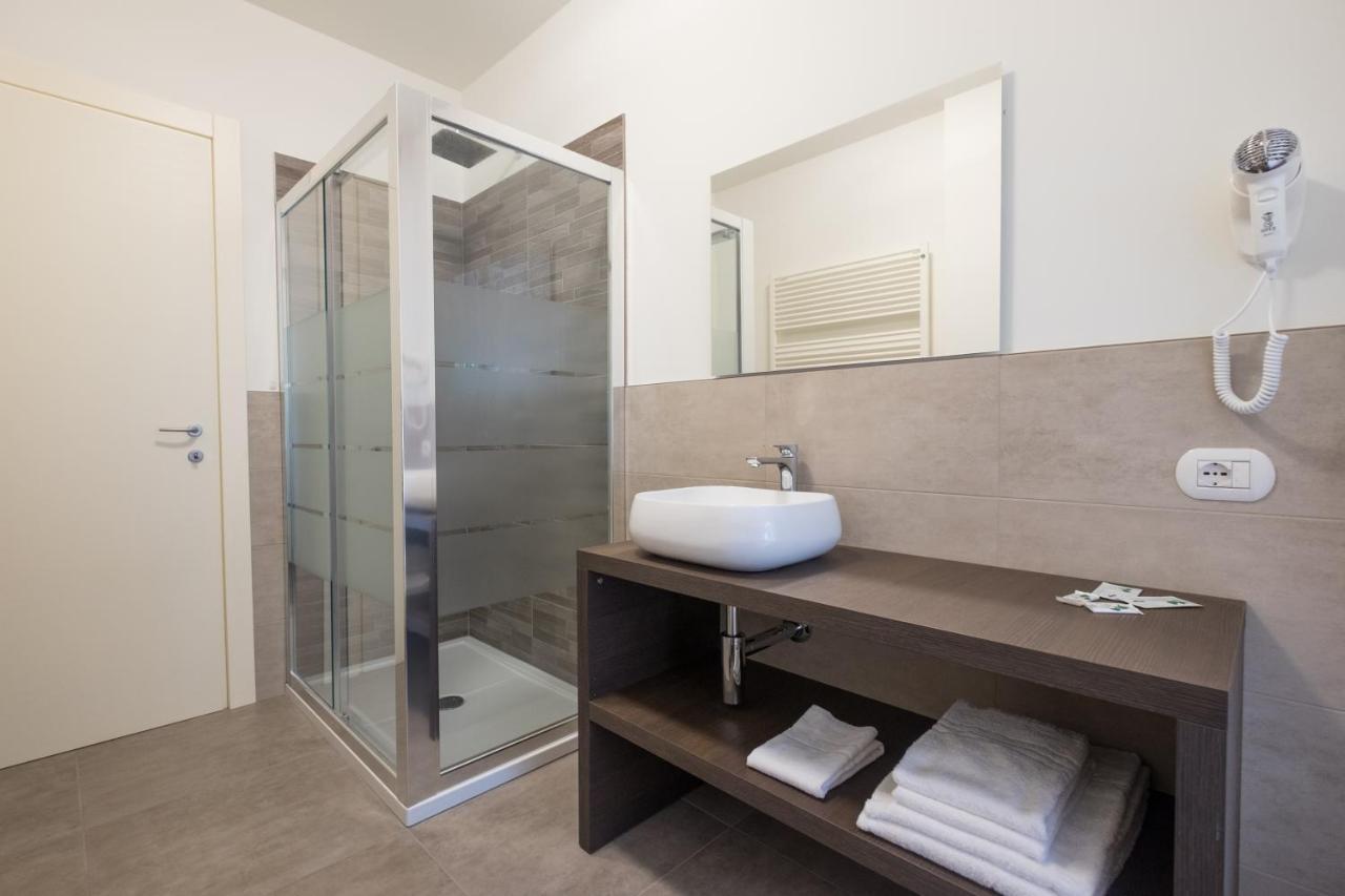 Al-Colle Bed & Breakfast Sotto il Monte Bagian luar foto