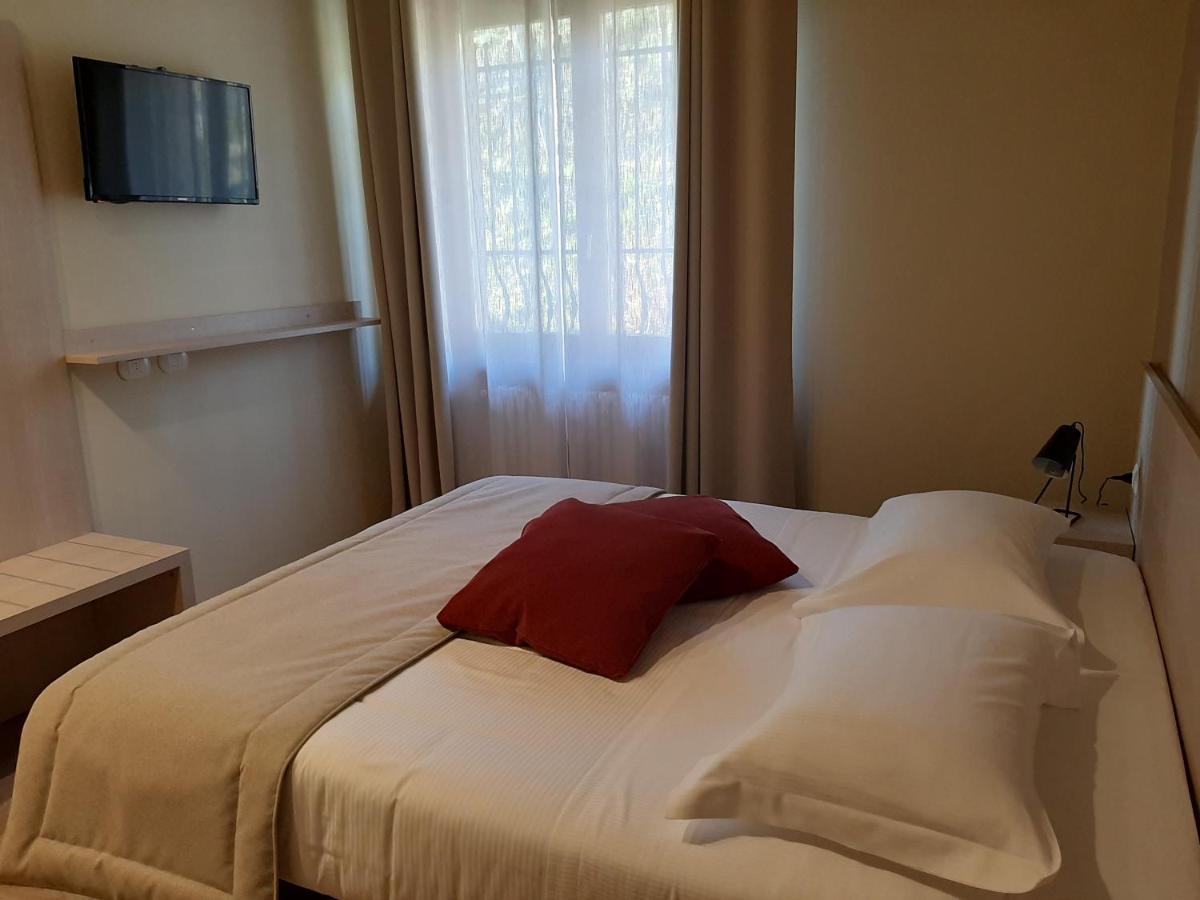 Al-Colle Bed & Breakfast Sotto il Monte Bagian luar foto