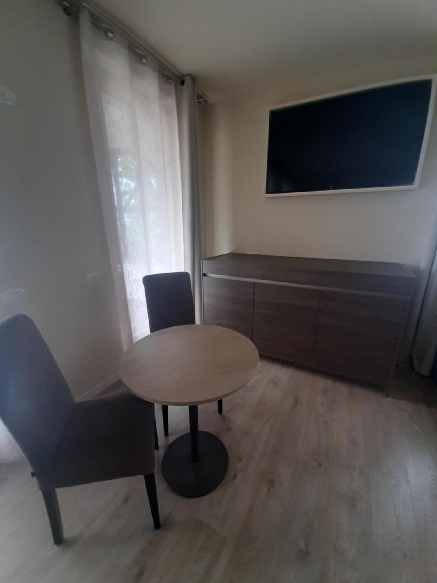 Al-Colle Bed & Breakfast Sotto il Monte Bagian luar foto